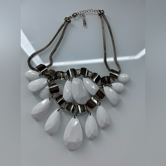 Aldo Necklace - Picture 2 of 4